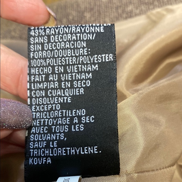 Kasper size 4 petite 2 piece Elegant Brown Skirt Suit with rabbit hair trim - Picture 11 of 13